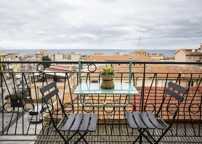 Magna Graecia בית הארחה